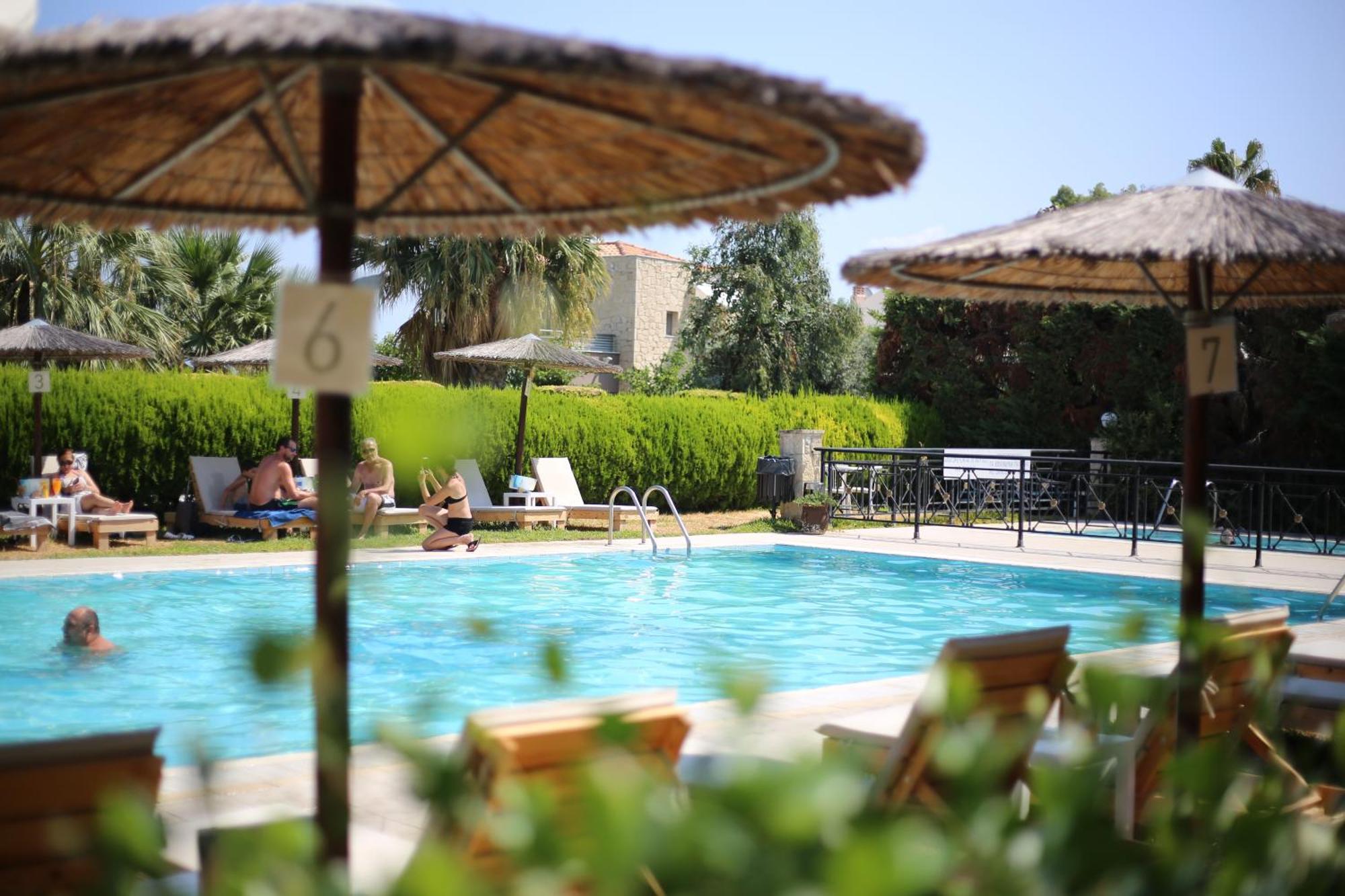Golden Residence Family Resort Pefkochori Exterior foto